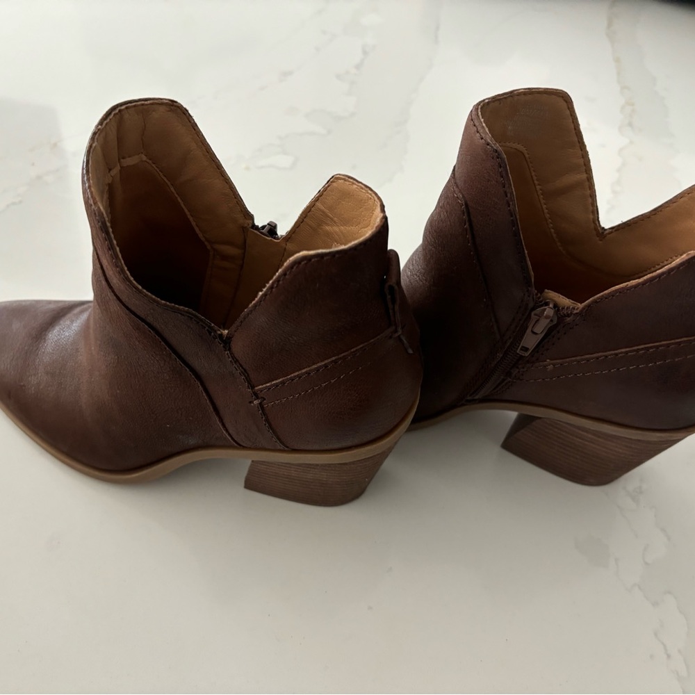 Crown Vintage Ankle Boots - Brown - Size 10
